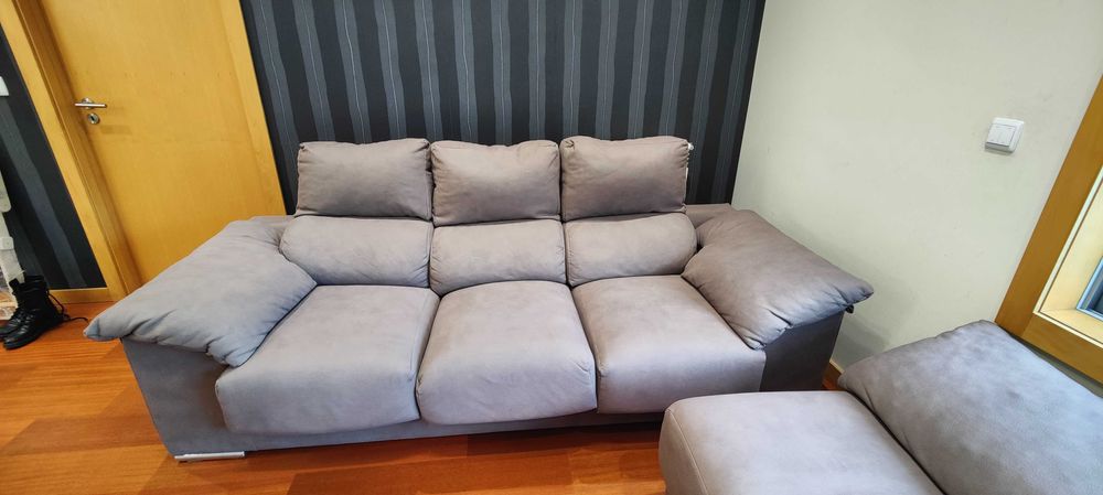 Sofá cinzento NOVO