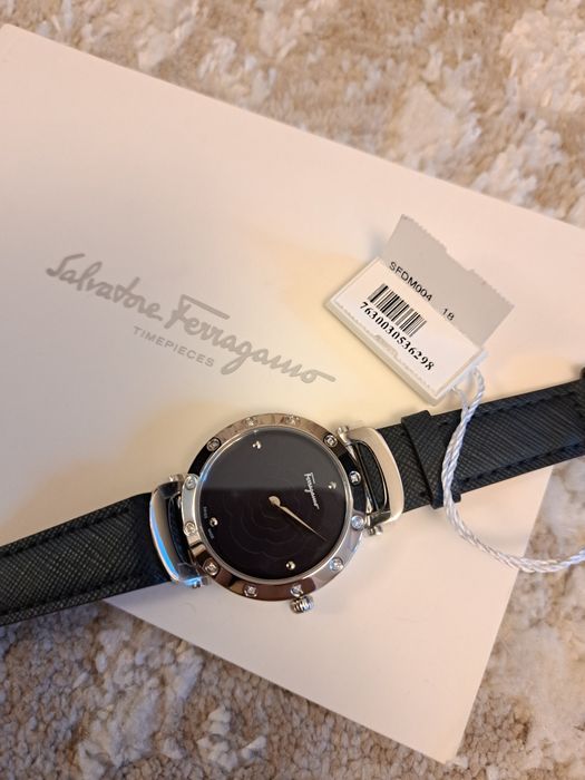 Годинники Salvatore Ferragamo