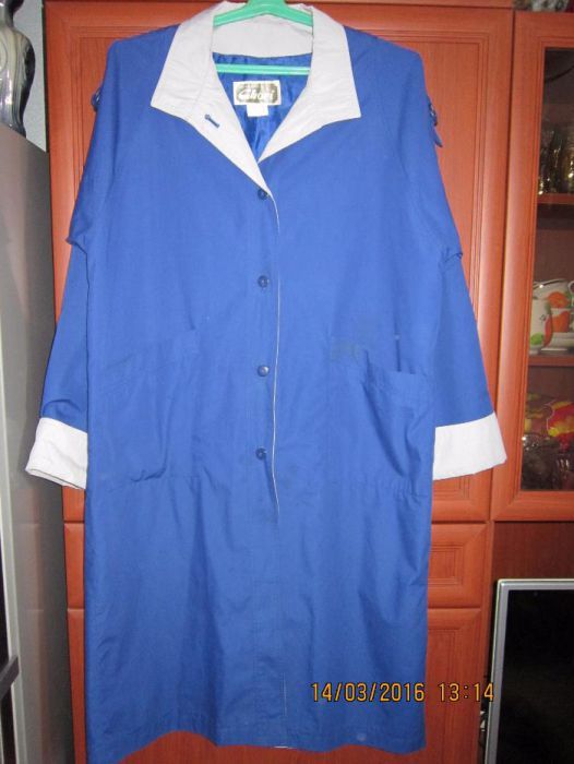 Плащ женский румынский