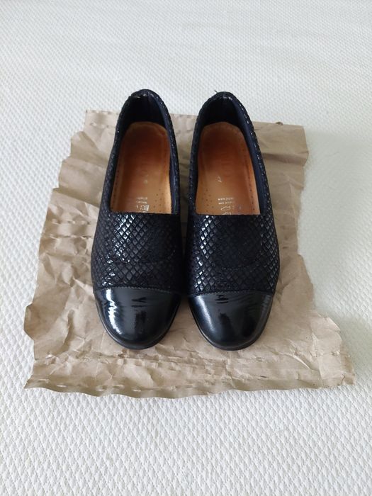 Sapatos pretos Pupilo Confort