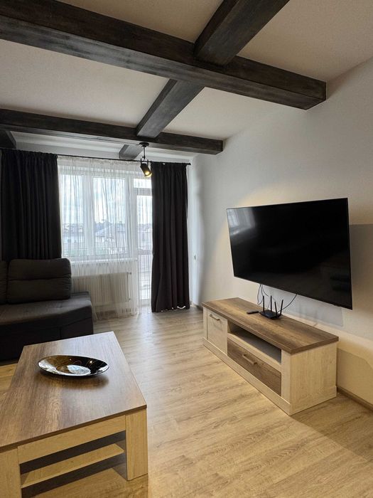 Продаж 2-к квартири з балконом та окремими кімнатами