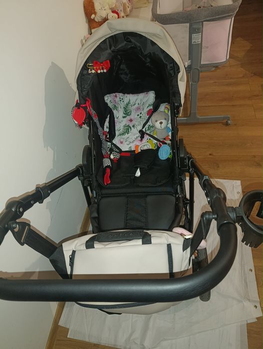 Sprzedam wózek gondola spacerówka