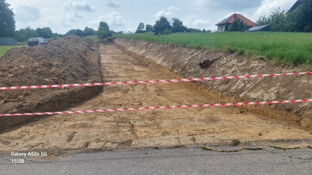Koparka, koparko-ładowarka usługi