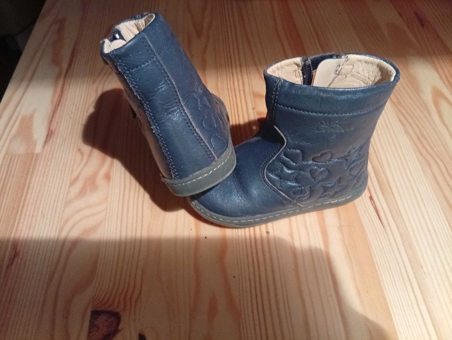 Bota criança Geox, tamanho 22