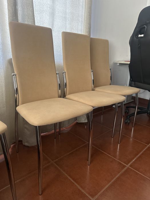 Extendable Dining Table with 6 Chairs64752182808707124