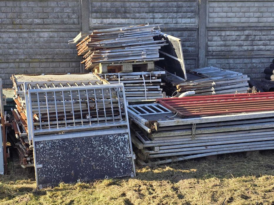 Wygrodzenia dla trzody chlewnej, do chlewni, kojce, płoty, wysokość 1m