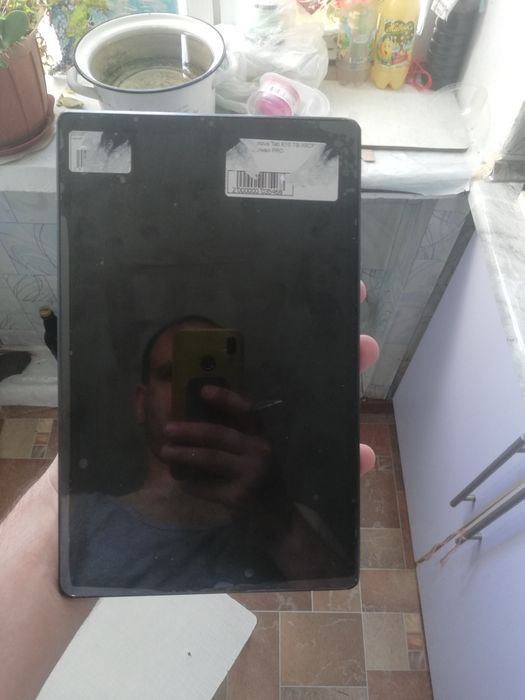 Продам робочий планшет Lenovo Tab K10 (4/64) з чохлом-підставкою