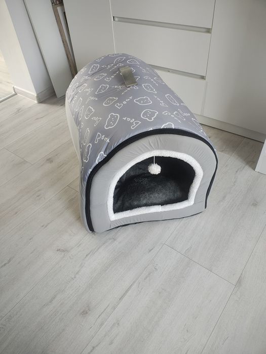 Materiałowa buda dla psa