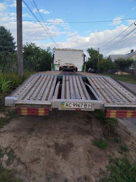 Автовоз Mercedes-Benz 1827L