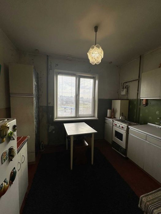 Продається 1-кімнатна квартира  м-к Сонячний,6