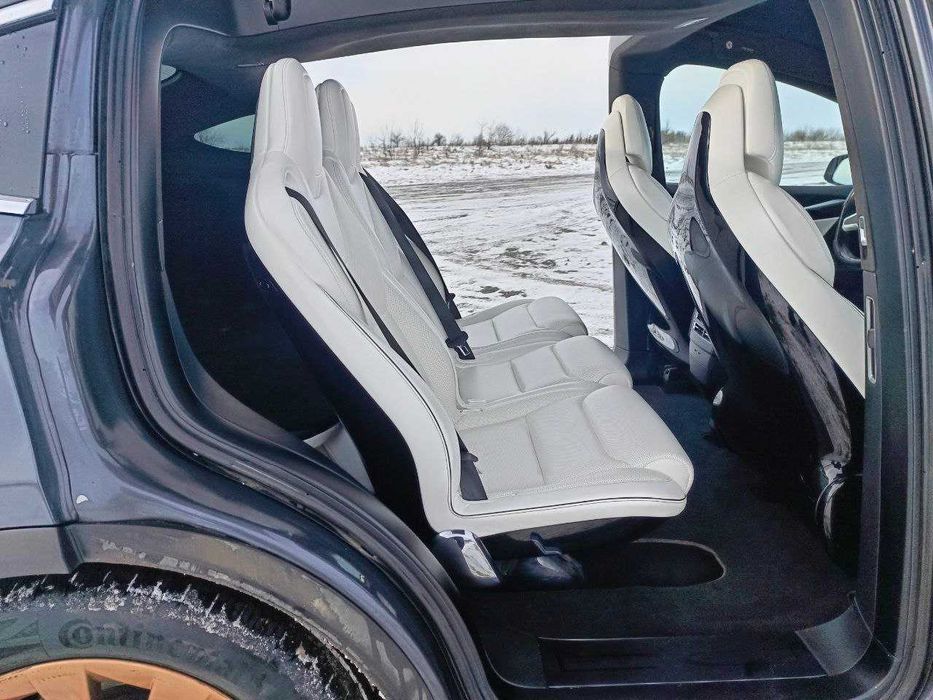 Продаю Tesla Model X 2016 року