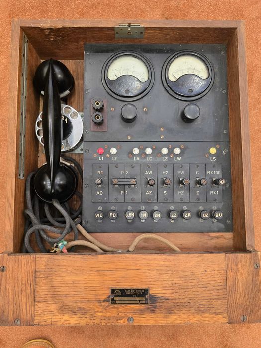 Unikat 1959! Szafka badań ZWUT T2/B – Zabytek Techniki PRL / Loft