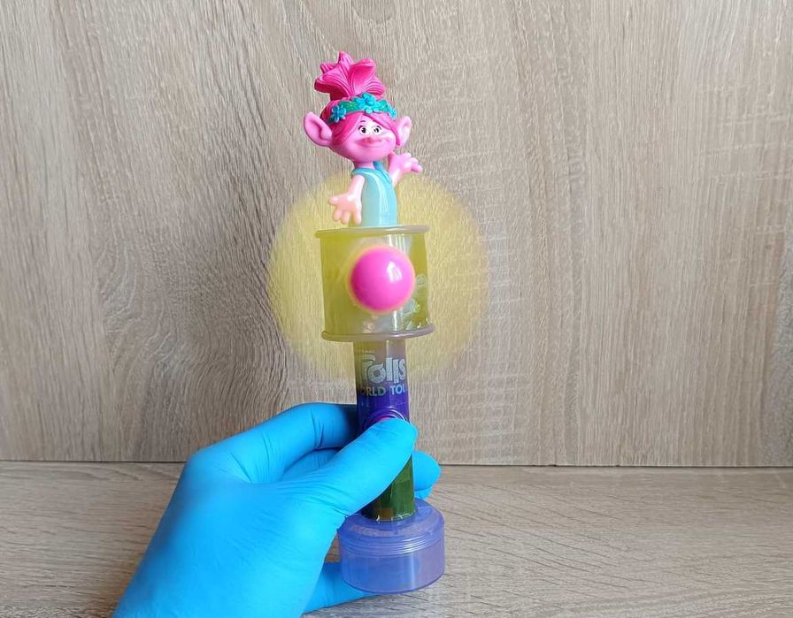 Zestaw figurek *Trolle* + Puzzle *Trefl*. McDonald's