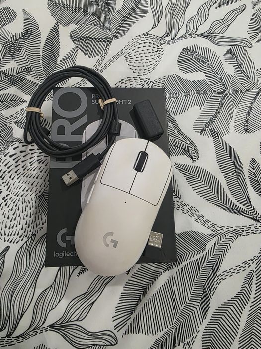 Rato Logitech Superlight 2