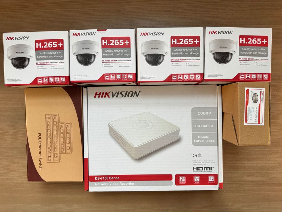 Відео спостереження Hikvision DS-2CD1141G0-I + Hikvision DS-7100