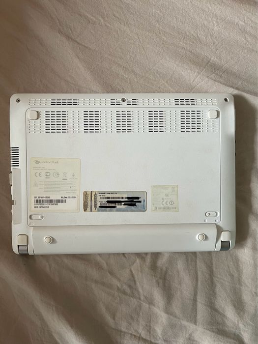 Laptop Packard Bell ZE8