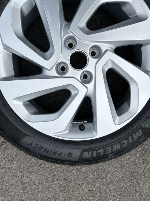 Opony Michelin Primacy 175/65R17