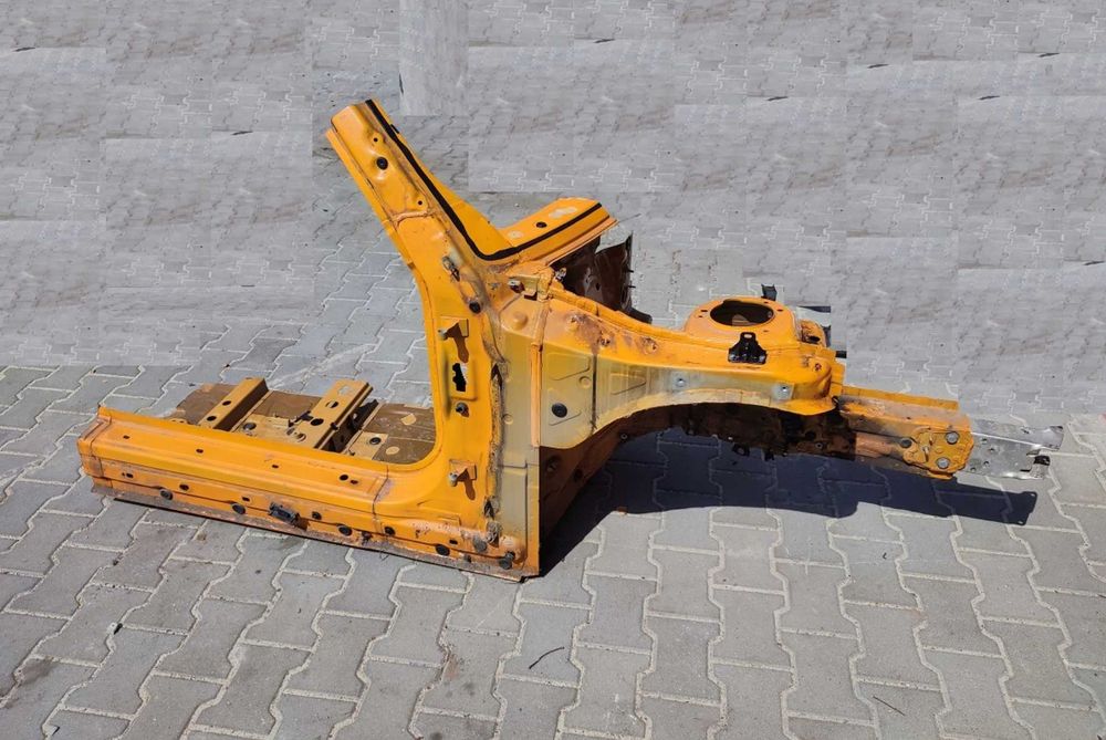 Чверть Mini Cooper F54 F55 F56 F57 F60 Задня Передня Четверть