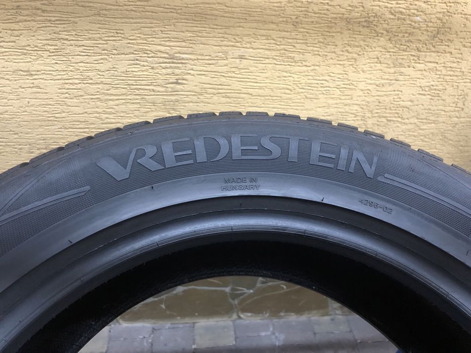 Зимові шини 225/55 R17 VREDESTEIN