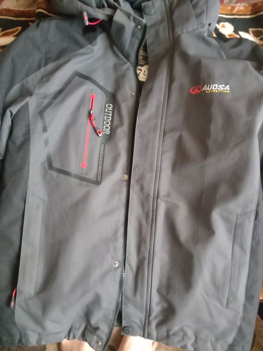 Вітровка для підлітка