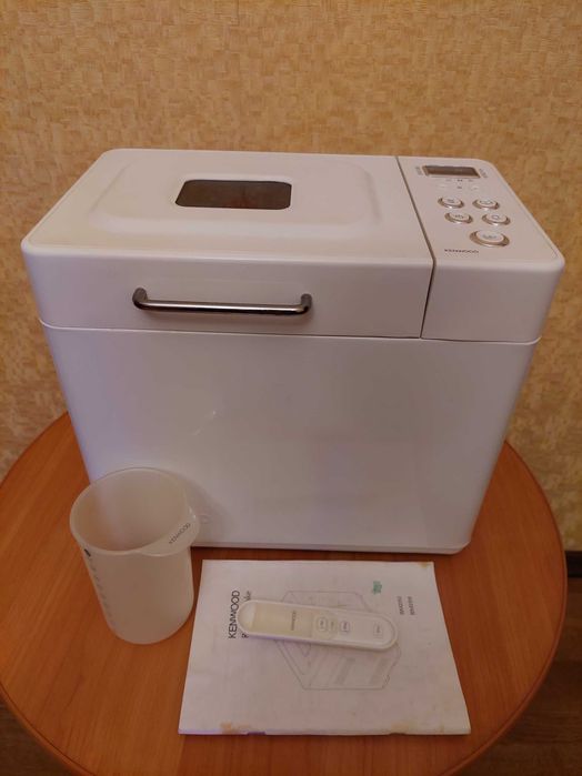Хлібопіч Kenwood BM 250