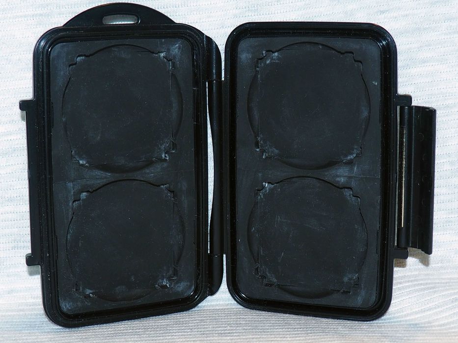 Etui, skrzynka na CF karty pamięci Pelican™.