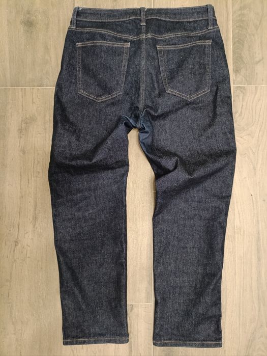 Джинсы Uniqlo 32/30  стрейч