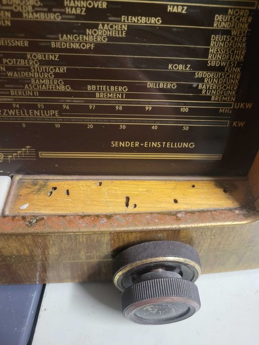 Rádio Vintage WEGA Stereo – Modelo 313