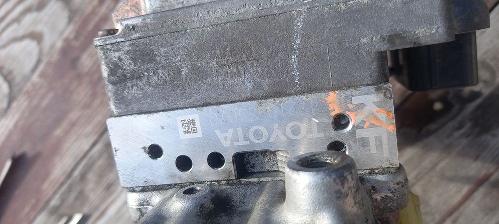 Блок АБС Toyota Camry xv55 (утечка воздуха)