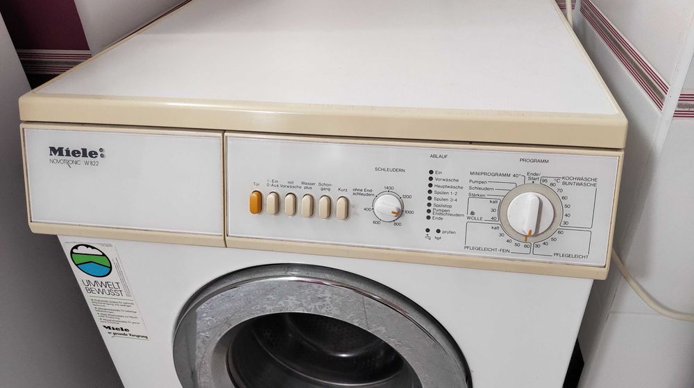 СРОЧНО!  Miele Novotronic W822