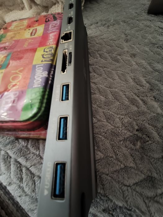 Replikator portow , hub , stacja dokująca HDMI , VGA , rj4t Dex typu C