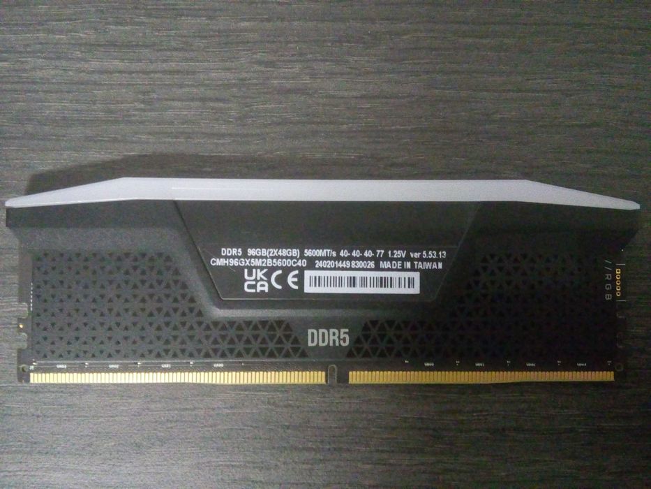 【中古動作品】Corsair DDR5 SODIMM 64GB(32GBx2) 中古動作品】Corsair DDR5 SODIMM 64GB(32GBx2) 2025年最新