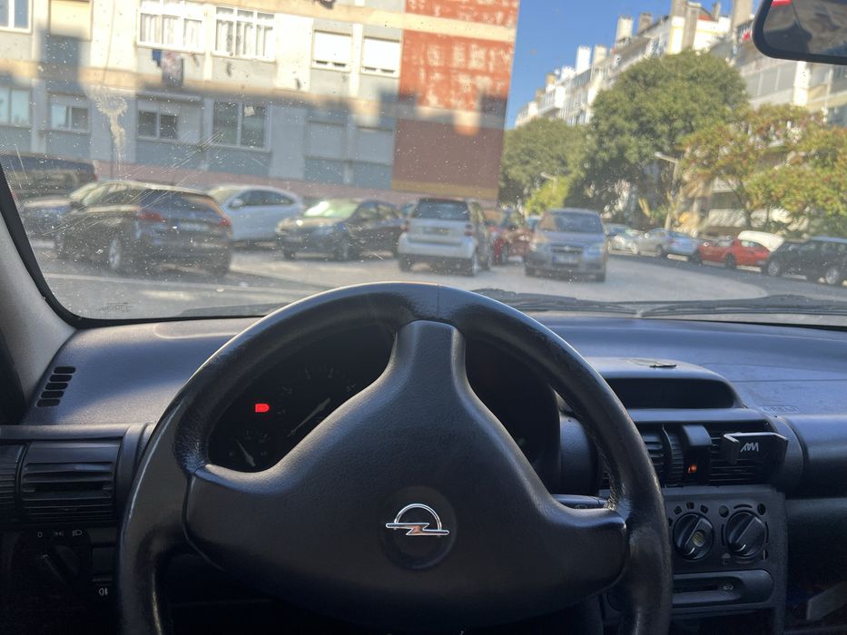 Opel corsa 1.2 -2000