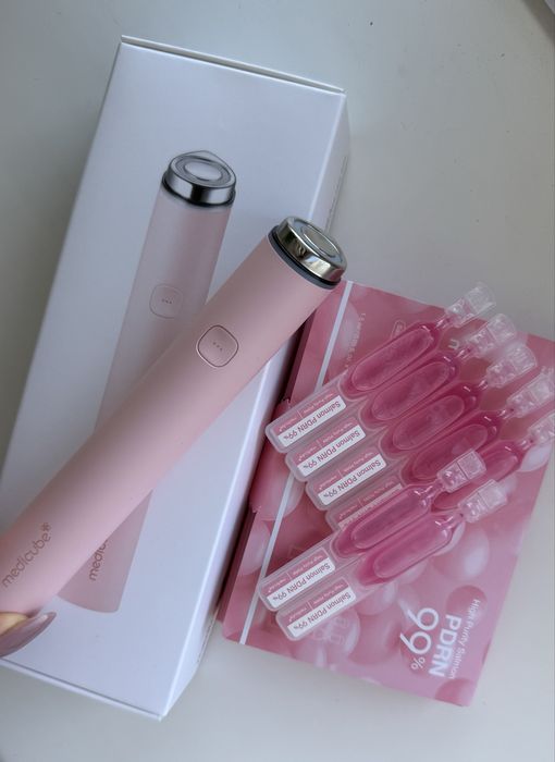 Medicube AGE-R Booster Pro Mini