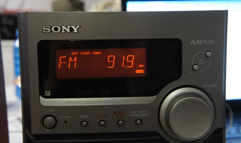 Mini wieża SONY - CD, kaseta radio