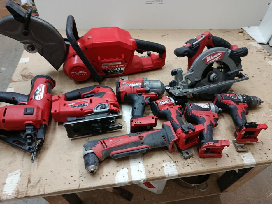 Sprzedam klucz udarowy Milwaukee m18