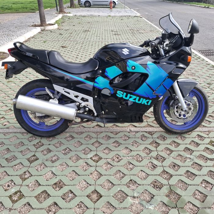 Suzuki gsxf 600 nacional