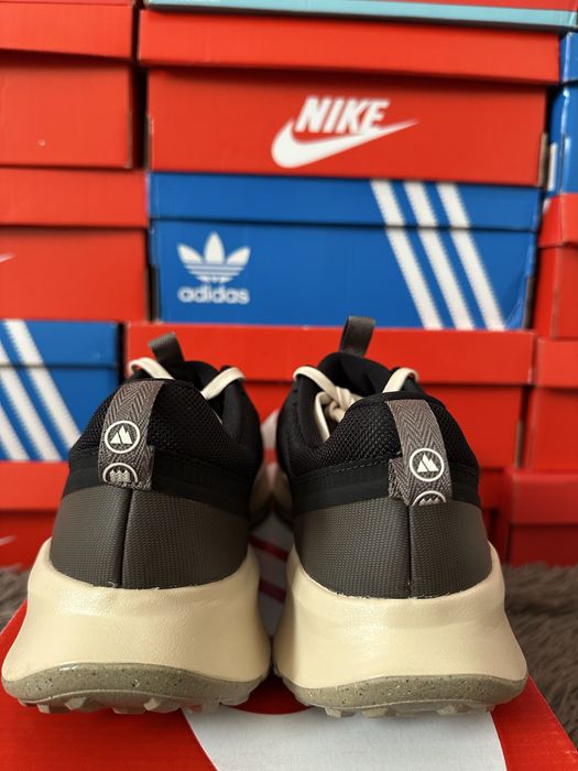 Оригінальні чоловічі кросівки Nike