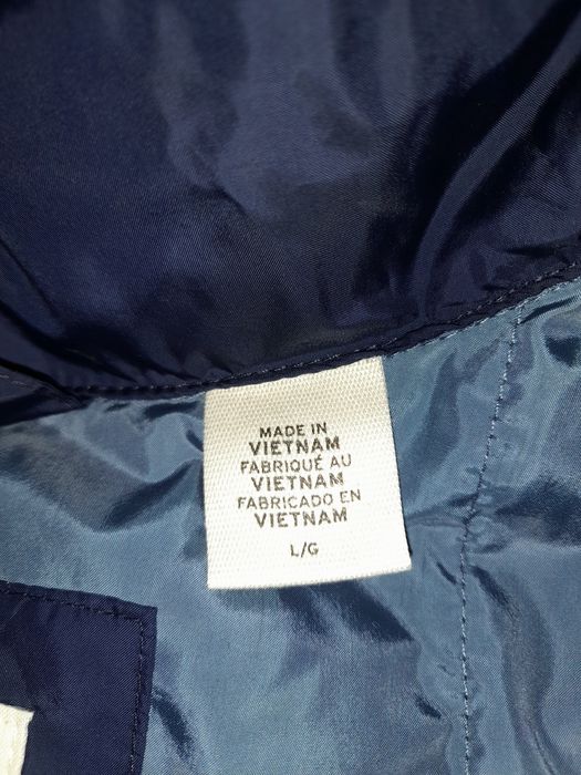 Продам чоловічий пуховик " Levi's"