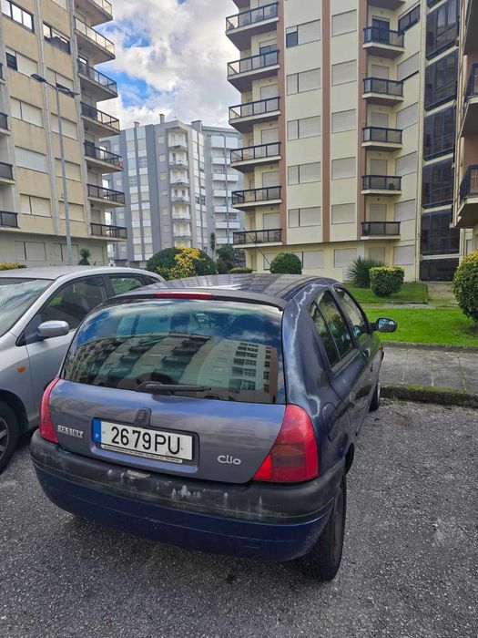 Clio II 2000 - 1.2 Gasolina 58 cv 5p