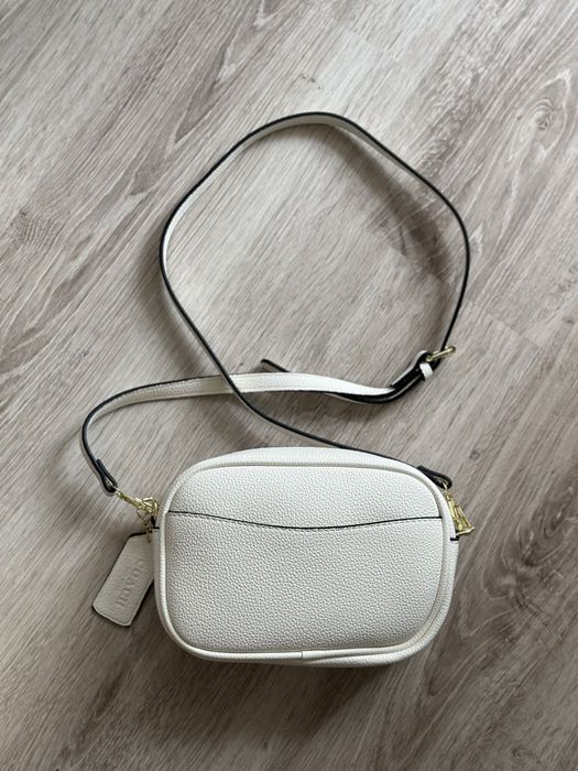 Женская сумка белого цвета Coach/Коуч
