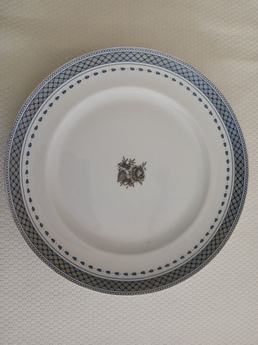 Vista Alegre Plate 1947–68