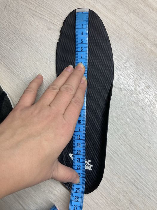 Теплые кожаные кеды Vans.