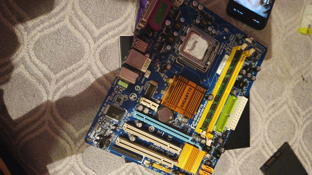 Płyta główna gigabyte