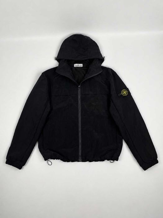 чоловіча вітрівка Stone Island чорна Nylon Metal жовтий патч чоловіча куртка легка стильна