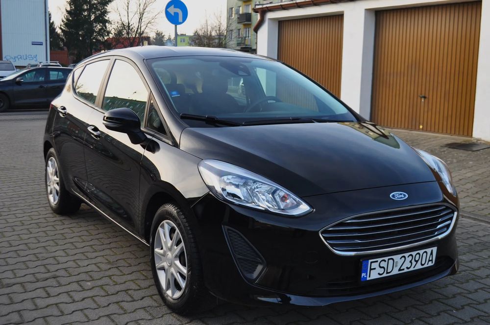 Ford Fiesta BENZYNKA 1.1 85KM zarejestrowany 52000km 2019r