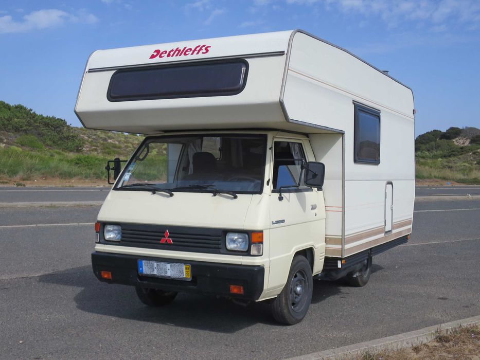 Autocaravana Mitsubishi L 300 Dethleffs 6 lugares férias e aventura
