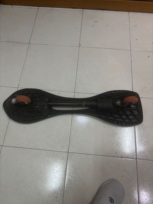 Skate waveboard impecável