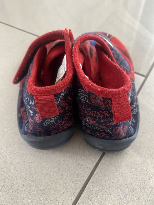 Kapcie Marvel Spiserman r.28