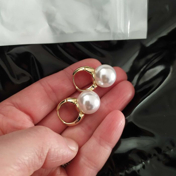 Сережки з жемчугом та намистом набір